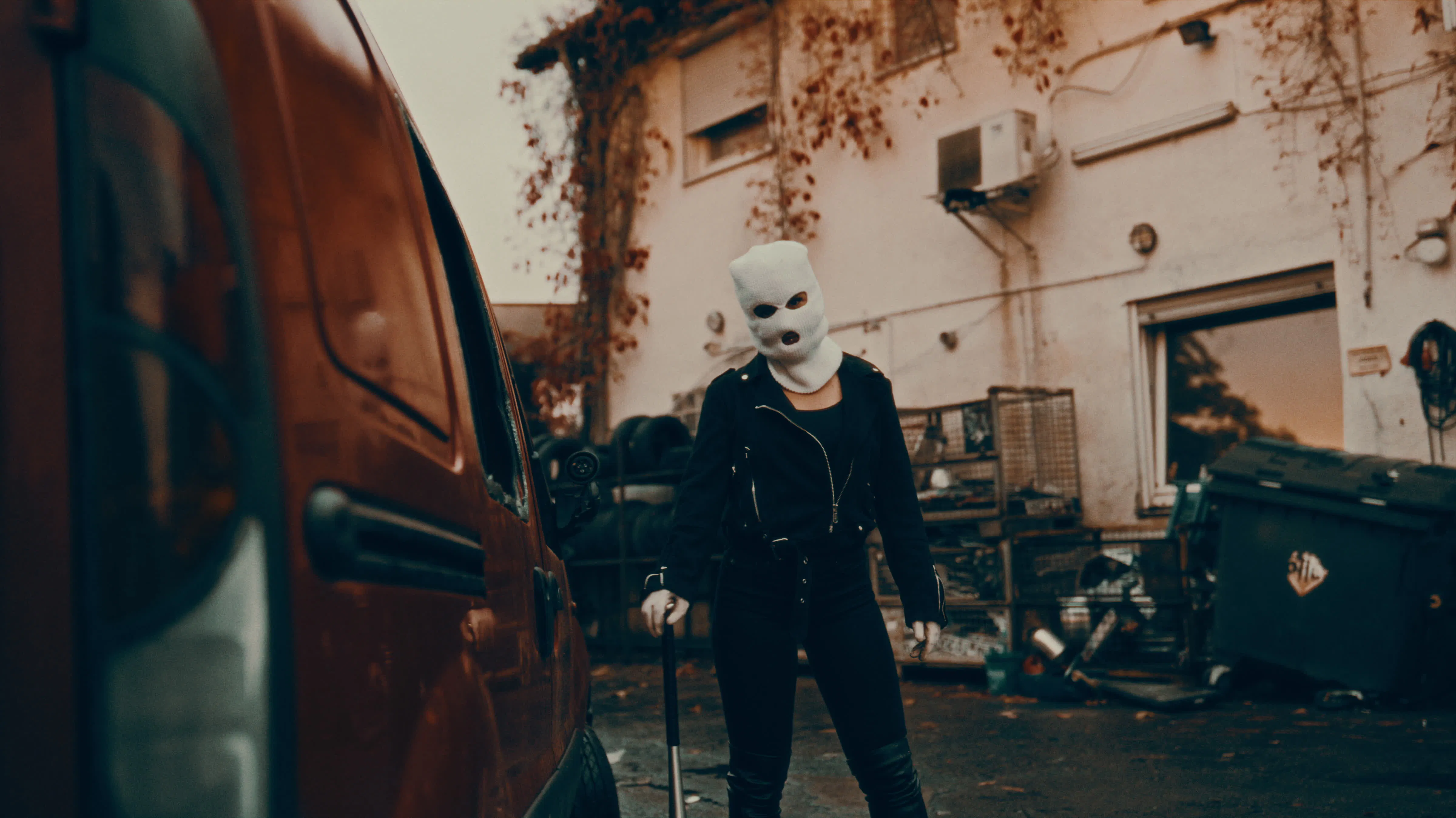 Discover car-destroying-at-the-breakers-yard, a story-driven footage