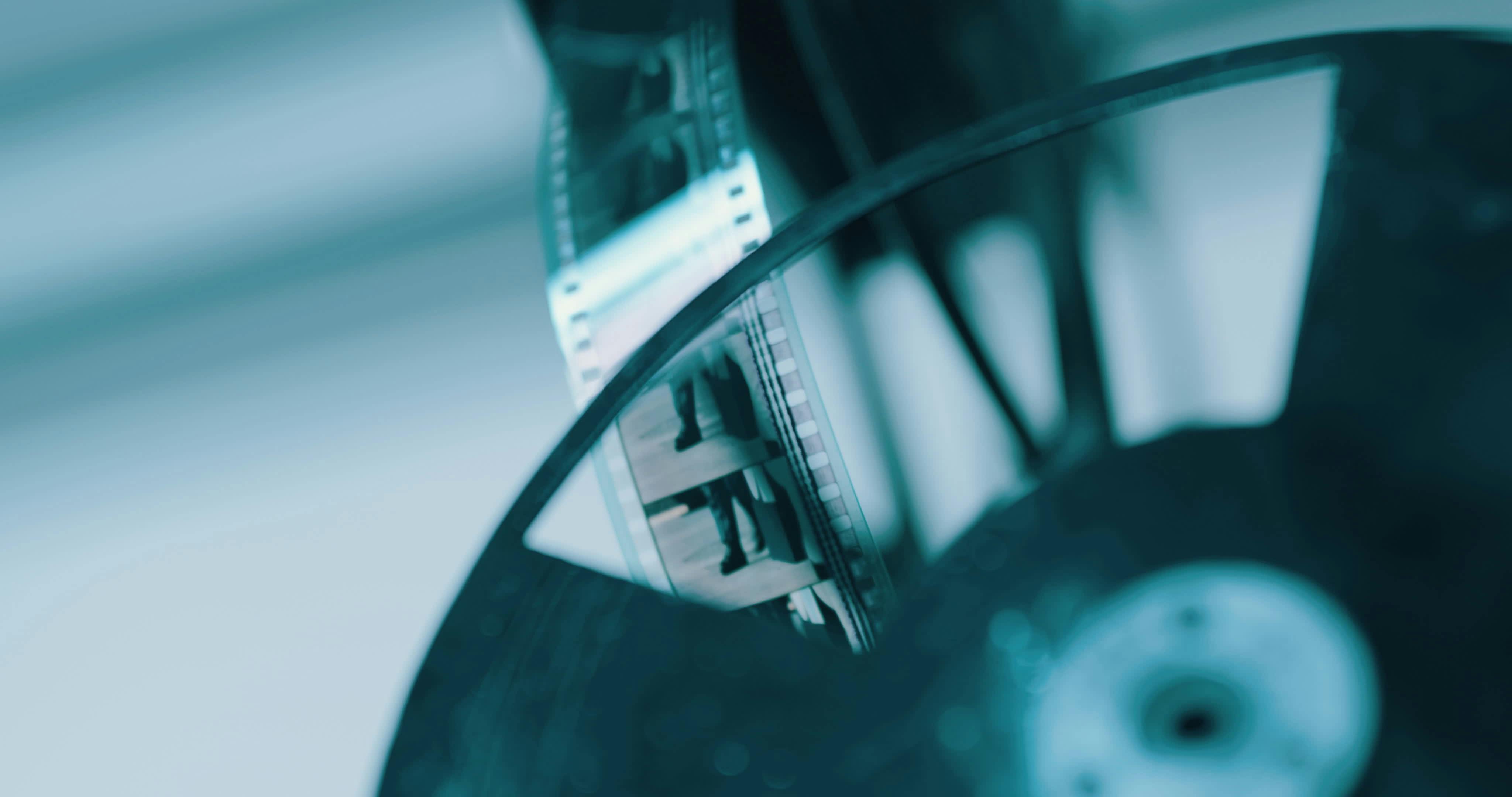 Discover vintage-35mm-cinema-projector, a story-driven footage | Artlist