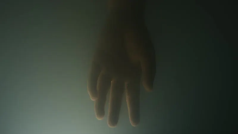 Fluid, Hand, Organs by Pressmaster – Stock Footage | Artlist