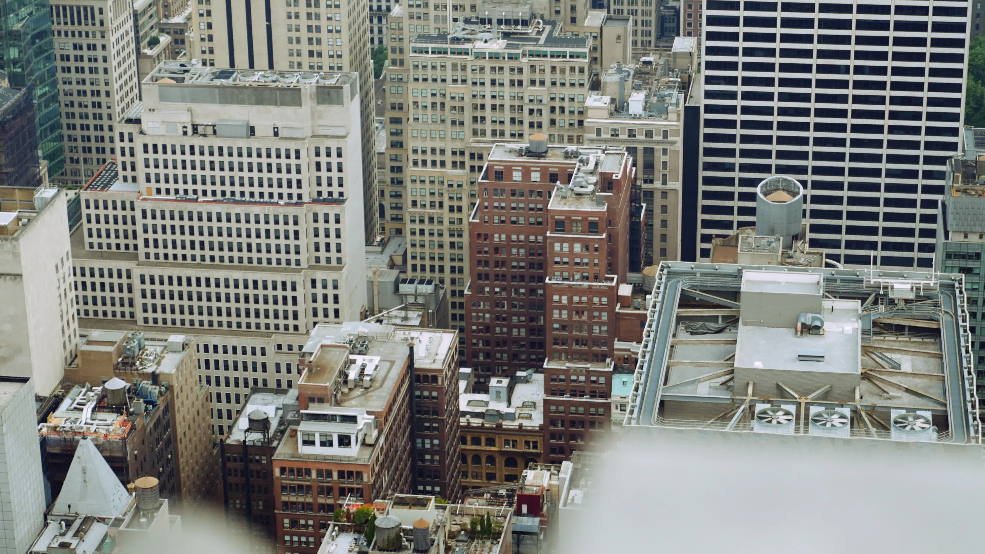 Discover new-york-rooftops-view, a story-driven footage | Artlist