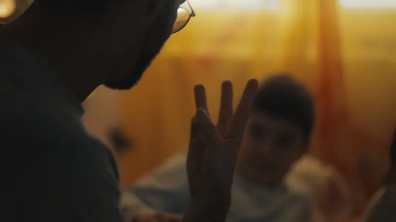 Man, Talking, Hand Signals, Deaf by Azulroto – Stock Footage | Artlist