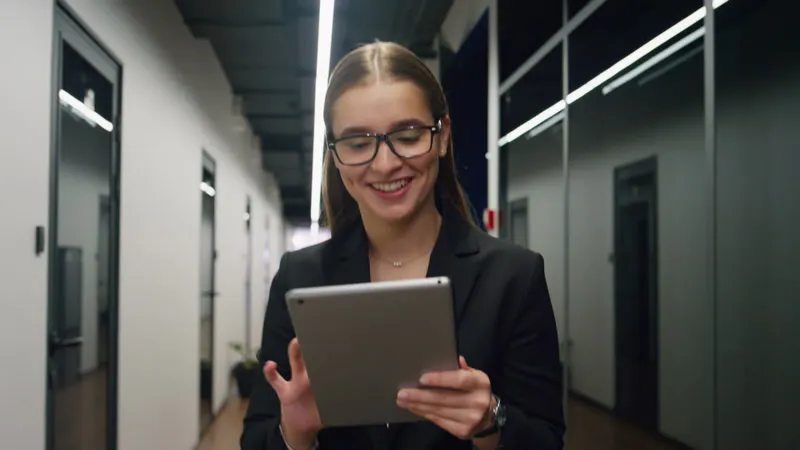 Corridor, Work, Walking, Office by Stockbusters – Stock Footage | Artlist